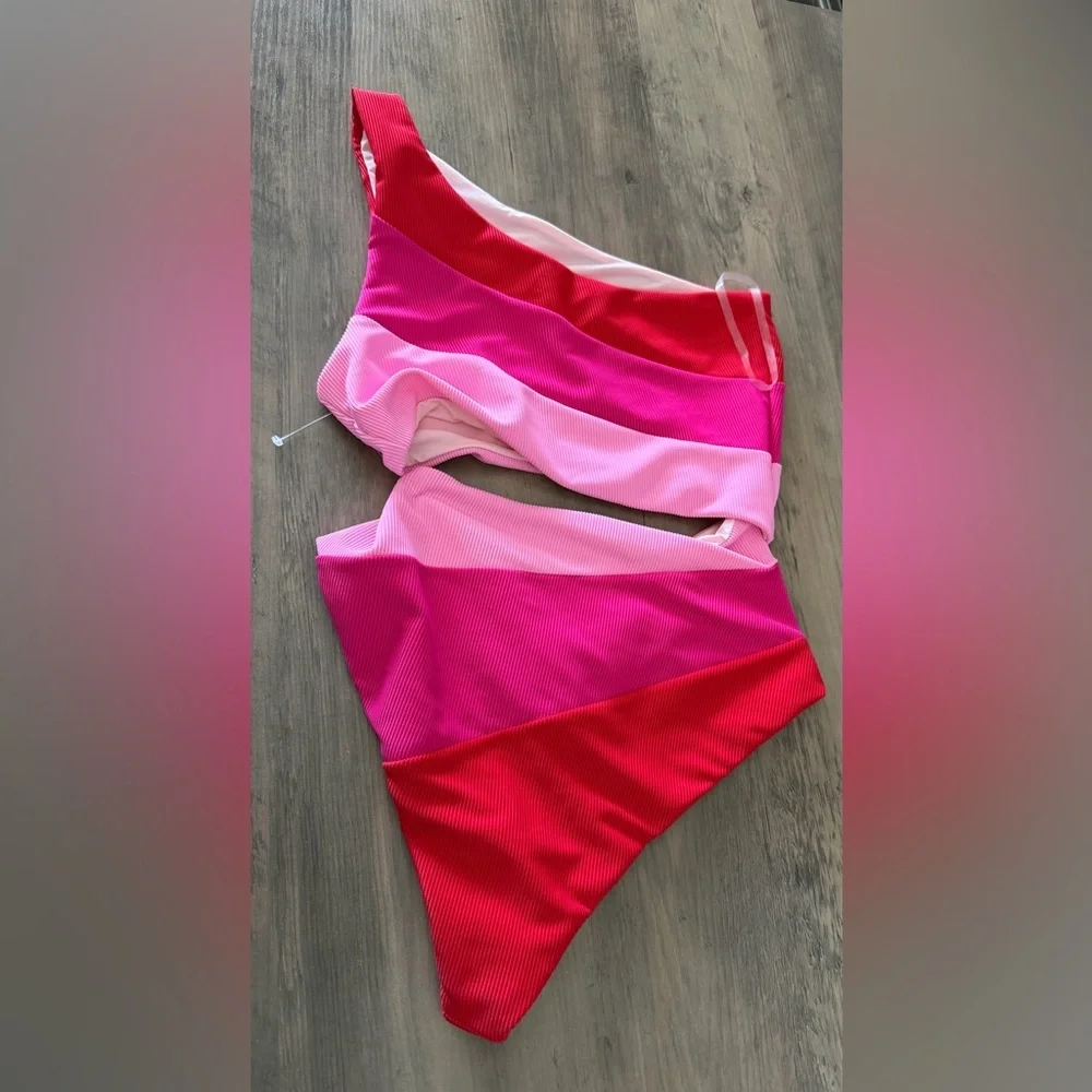 Beach Riot Joyce One Piece Swimsuit B2686